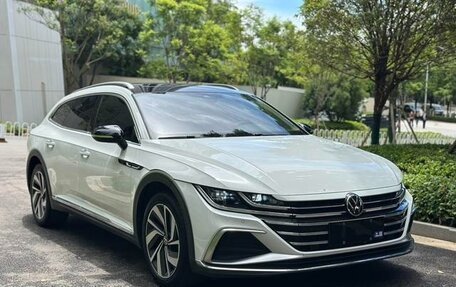 Volkswagen Passat CC, 2021 год, 2 150 300 рублей, 2 фотография