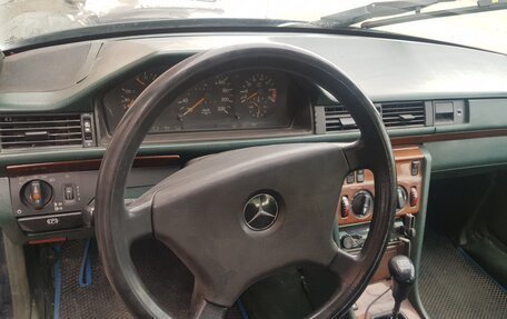 Mercedes-Benz W124, 1992 год, 200 000 рублей, 3 фотография