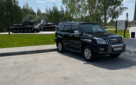 Toyota Land Cruiser Prado 120 рестайлинг, 2007 год, 2 300 000 рублей, 11 фотография