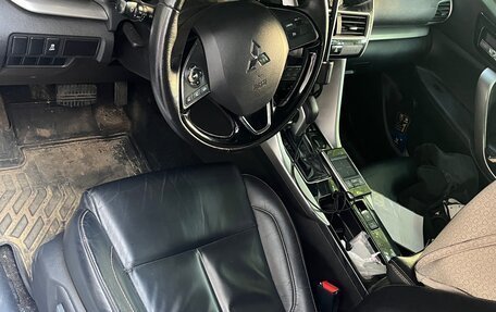 Mitsubishi Eclipse Cross, 2018 год, 1 700 000 рублей, 3 фотография