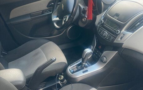 Chevrolet Cruze II, 2013 год, 850 000 рублей, 3 фотография
