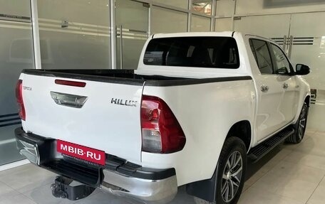 Toyota Hilux VIII, 2016 год, 2 799 000 рублей, 4 фотография