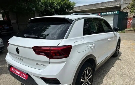 Volkswagen T-Roc I, 2021 год, 1 340 027 рублей, 5 фотография