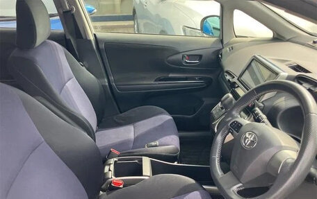 Toyota Wish II, 2017 год, 1 137 000 рублей, 8 фотография
