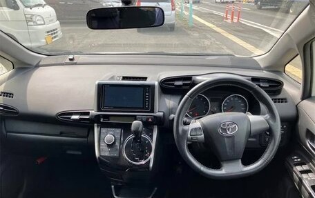 Toyota Wish II, 2017 год, 1 137 000 рублей, 9 фотография