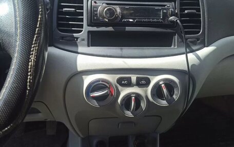 Hyundai Verna II, 2008 год, 575 000 рублей, 7 фотография