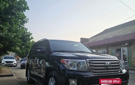 Toyota Land Cruiser 200, 2015 год, 4 100 000 рублей, 2 фотография