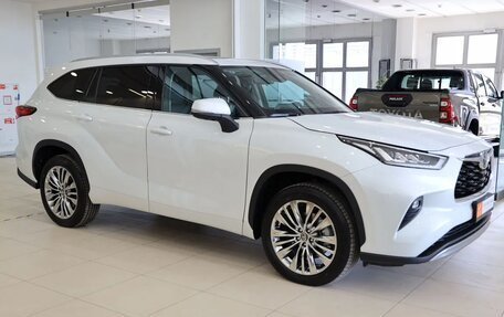 Toyota Highlander, 2025 год, 5 950 000 рублей, 3 фотография