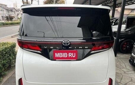 Toyota Vellfire II, 2022 год, 2 900 000 рублей, 5 фотография