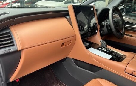 Toyota Vellfire II, 2022 год, 2 900 000 рублей, 11 фотография