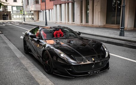 Ferrari 812, 2021 год, 68 500 000 рублей, 1 фотография