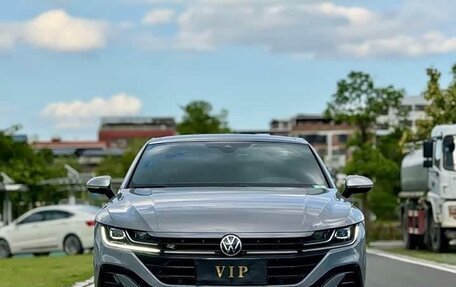 Volkswagen Arteon I, 2022 год, 1 990 000 рублей, 3 фотография