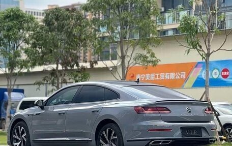 Volkswagen Arteon I, 2022 год, 1 990 000 рублей, 9 фотография