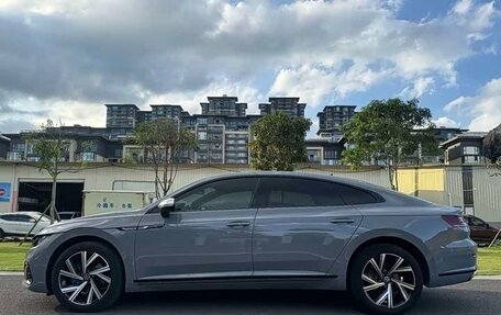 Volkswagen Arteon I, 2022 год, 1 990 000 рублей, 10 фотография