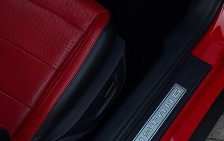 Ford Mustang VI рестайлинг, 2019 год, 3 990 000 рублей, 10 фотография