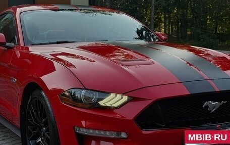 Ford Mustang VI рестайлинг, 2019 год, 3 990 000 рублей, 8 фотография