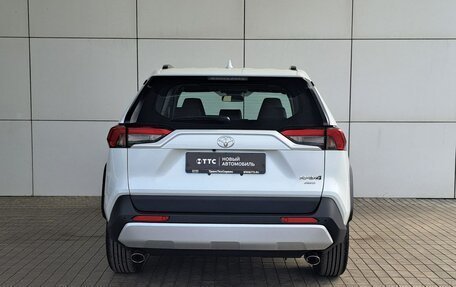 Toyota RAV4, 2024 год, 4 671 332 рублей, 6 фотография