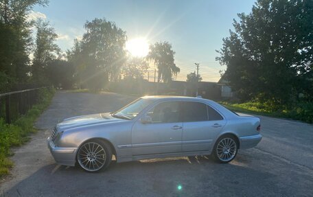 Mercedes-Benz E-Класс, 1999 год, 549 000 рублей, 8 фотография
