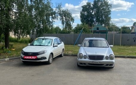 Mercedes-Benz E-Класс, 1999 год, 549 000 рублей, 2 фотография