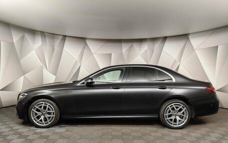 Mercedes-Benz E-Класс, 2020 год, 4 070 000 рублей, 5 фотография