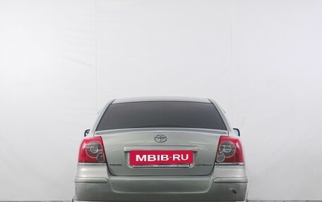 Toyota Avensis III рестайлинг, 2005 год, 699 000 рублей, 6 фотография