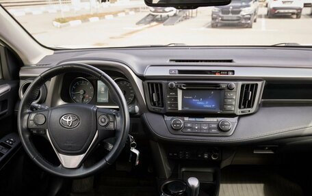 Toyota RAV4, 2016 год, 2 288 000 рублей, 6 фотография
