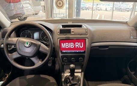 Skoda Octavia, 2011 год, 685 000 рублей, 3 фотография