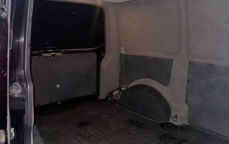 Volkswagen Transporter T5 рестайлинг, 2011 год, 1 380 000 рублей, 7 фотография