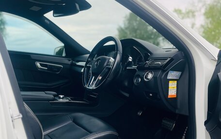 Mercedes-Benz E-Класс, 2012 год, 1 850 000 рублей, 8 фотография