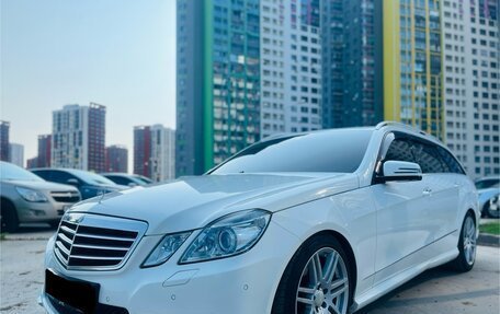 Mercedes-Benz E-Класс, 2012 год, 1 850 000 рублей, 3 фотография
