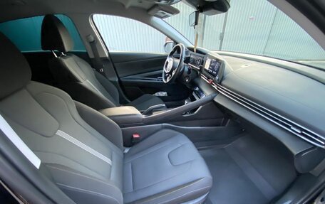 Hyundai Elantra, 2022 год, 1 999 999 рублей, 7 фотография