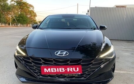 Hyundai Elantra, 2022 год, 1 999 999 рублей, 3 фотография