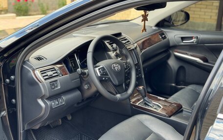 Toyota Camry, 2017 год, 2 250 000 рублей, 9 фотография