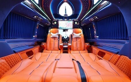 Mercedes-Benz V-Класс, 2022 год, 6 450 000 рублей, 21 фотография