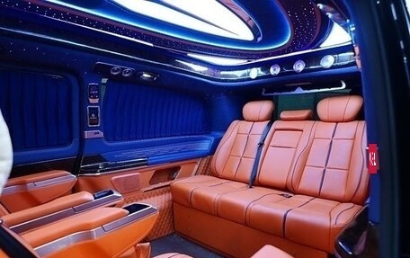 Mercedes-Benz V-Класс, 2022 год, 6 450 000 рублей, 24 фотография