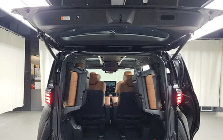 Toyota Alphard, 2024 год, 10 190 000 рублей, 5 фотография