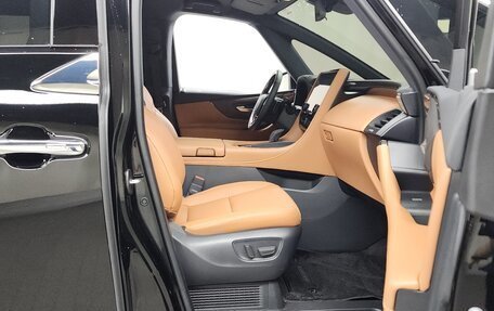 Toyota Alphard, 2024 год, 10 190 000 рублей, 12 фотография