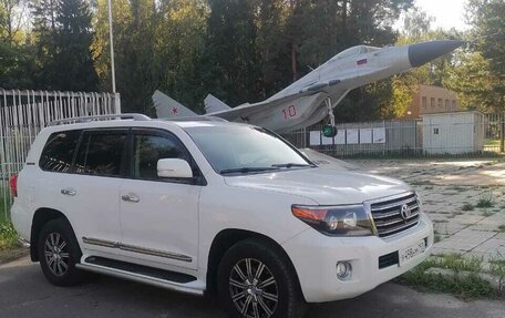 Toyota Land Cruiser 200, 2015 год, 4 500 000 рублей, 9 фотография