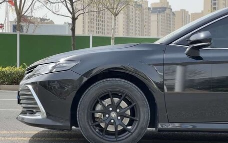 Toyota Camry, 2021 год, 1 900 000 рублей, 8 фотография