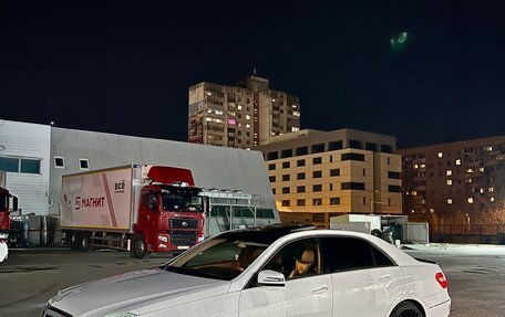 Mercedes-Benz E-Класс, 2009 год, 1 300 000 рублей, 10 фотография