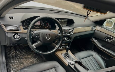 Mercedes-Benz E-Класс, 2009 год, 1 300 000 рублей, 15 фотография