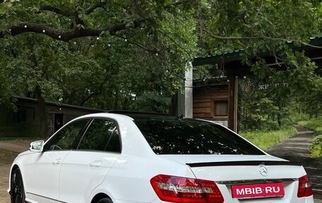 Mercedes-Benz E-Класс, 2009 год, 1 300 000 рублей, 3 фотография