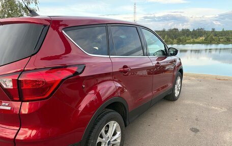 Ford Escape III, 2019 год, 1 400 000 рублей, 7 фотография