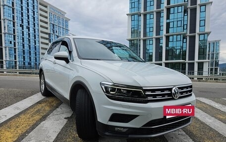 Volkswagen Tiguan II, 2017 год, 2 500 000 рублей, 6 фотография