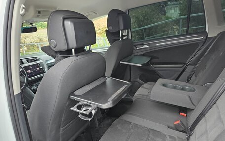 Volkswagen Tiguan II, 2017 год, 2 500 000 рублей, 17 фотография