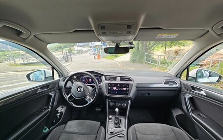 Volkswagen Tiguan II, 2017 год, 2 500 000 рублей, 10 фотография