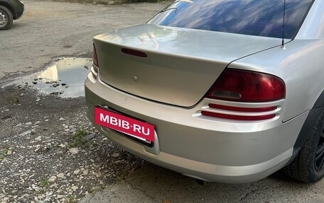 Dodge Stratus II, 2004 год, 450 000 рублей, 8 фотография