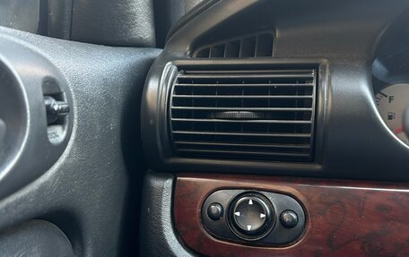 Dodge Stratus II, 2004 год, 450 000 рублей, 16 фотография