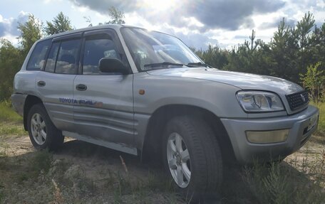 Toyota RAV4, 1998 год, 385 000 рублей, 2 фотография