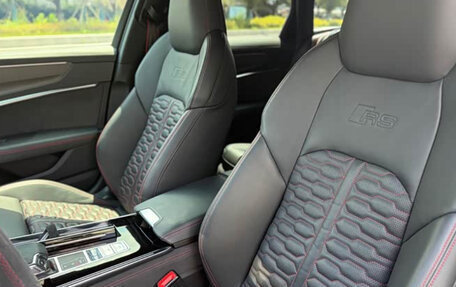Audi RS 6, 2022 год, 11 900 000 рублей, 7 фотография